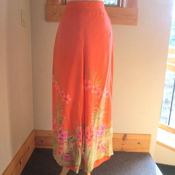 Beach and Summer Stylin' with Eileen Fisher and Tori Richards 14/L - Picture 10 of 13